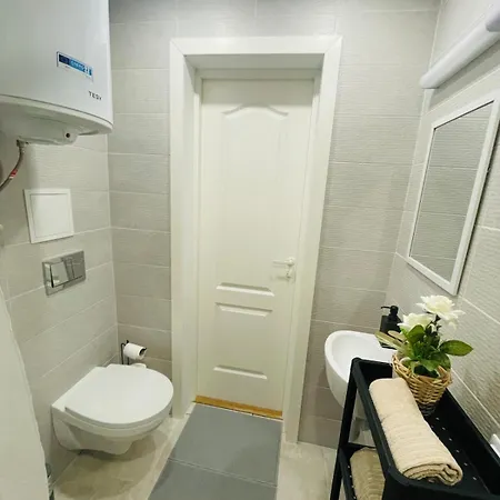 Ariette & Saffy Apartment *